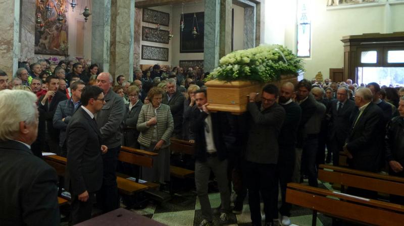 Una folla commossa per l'ultimo saluto a Davide Casarotto G. di Vicenza