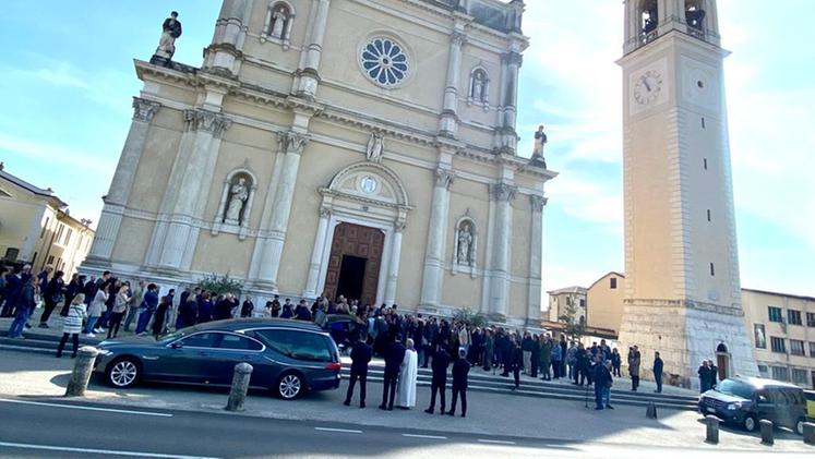 Il funerale di Pietro De Bernardini DONOVAN CISCATO