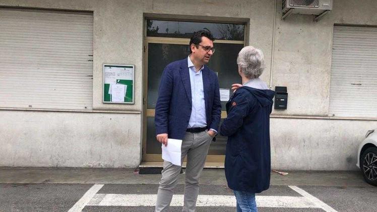 Il sindaco Francesco Rucco e Marco Zocca in via Fincato