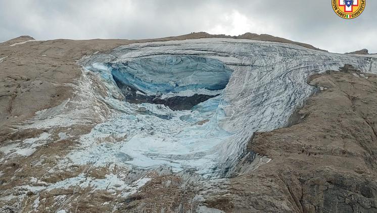 Il seracco di ghiaccio crollato sulla Marmolada il 3 luglio 2022