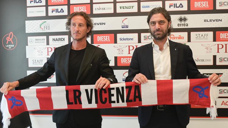 Mister Aimo Diana e il nuovo direttore sportivo del Vicenza, Luca Matteassi