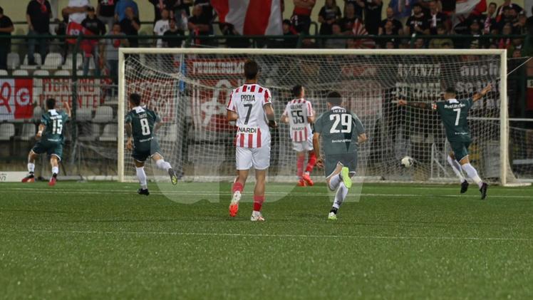 Pro Vercelli-Vicenza, il gol di Nepi (Foto TROGU)