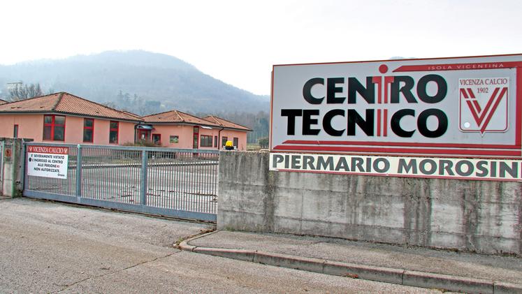 L’ex centro tecnico intitolato a Pier Mario Morosini in stato di abbandono ARCHIVIO