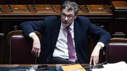 Il ministro dell'Economia Giancarlo Giorgetti ha annunciato offerte pubbliche di vendita (Foto ANSA/A. CARCONI)