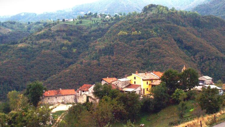 Cortesani district Enchanted place in Marana di Crespadoro reachable on foot from the localities Pozza or Ferrazza
