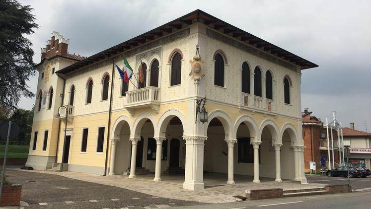 Aria pesante in Comune a Sarego: ora le minoranze chiedono le dimissioni della prima cittadina Giacomello GUARDA