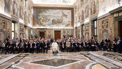I membri della Fondazione Faresin ricevuti in Vaticano da papa Francesco S.D.M.