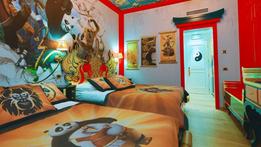 Effetto Kung Fu Panda anche a Gardaland con un'area tematica dedicata al mondo di Po con la camera a tema al Gardaland Hotel.