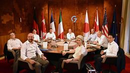 Una riunione del G7 del 2022, con Mario Draghi premier italiano