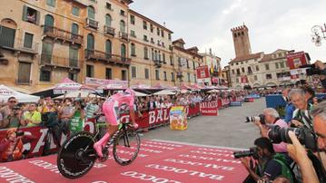 Giro d’Italia: la cronoscalata del Grappa nel 2014. Sabato la tappa decisiva della corsa