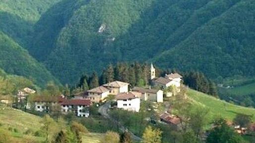 Un’immagine di Campodalbero frazione di Crespadoro in Alta Valle