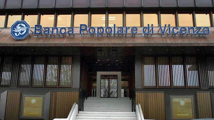 La sede centrale della Banca Popolare di Vicenza: blindato l’aumento di capitale