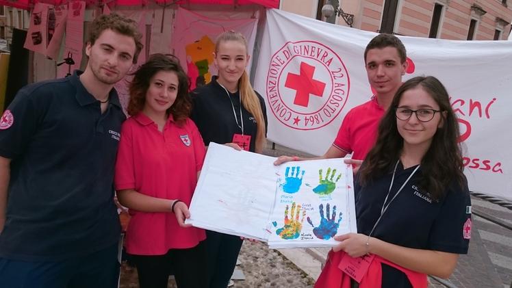 Giovani volontari della Croce Rossa scledense