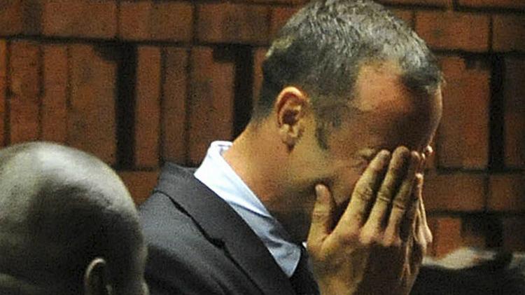 Oscar Pistorius piange in tribunale