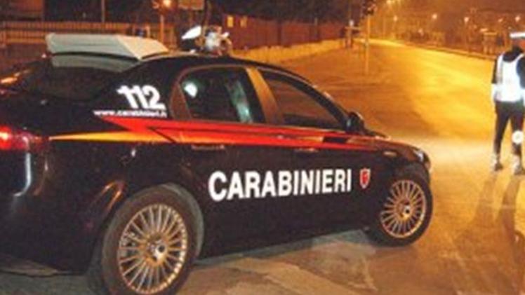 Un posto di blocco dei carabinieri, ieri gli arresti di due persone nell’Est Vicentino. IMMAGINE D’ARCHIVIO