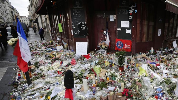 Il 17 novembre l’Isis ha rivendicato gli attentati di Parigi in cui sono morte 129 persone, molti giovani