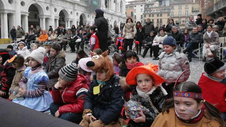Il Carnevale dei bambini in piazza dei Signori