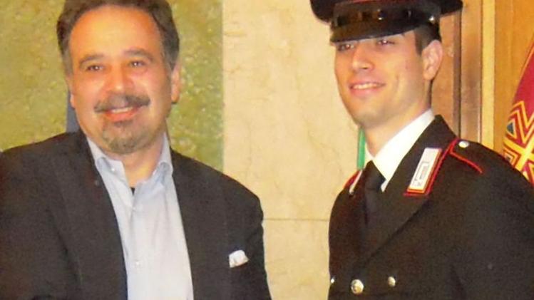 Il sindaco Acerbi ha premiato in municipio il carabiniere Silvestro
