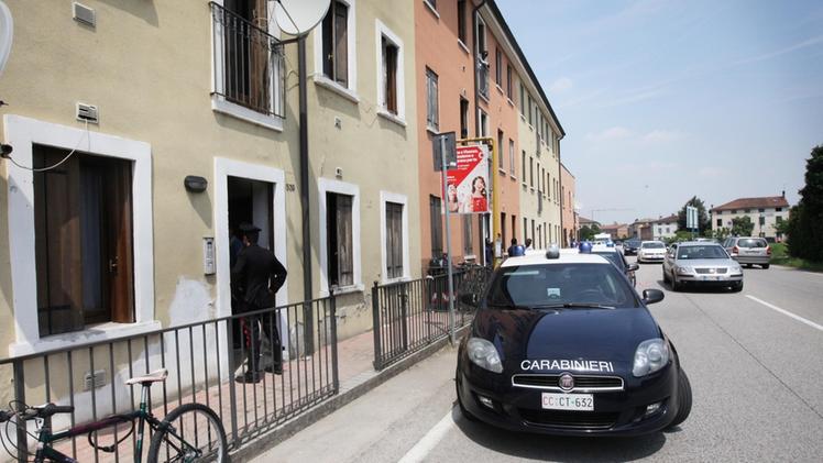 I carabinieri sono intervenuti in strada Marosticana 539, in località Panna, per una lite sfociata in un tentato omicidio. COLORFOTO ARTIGIANA