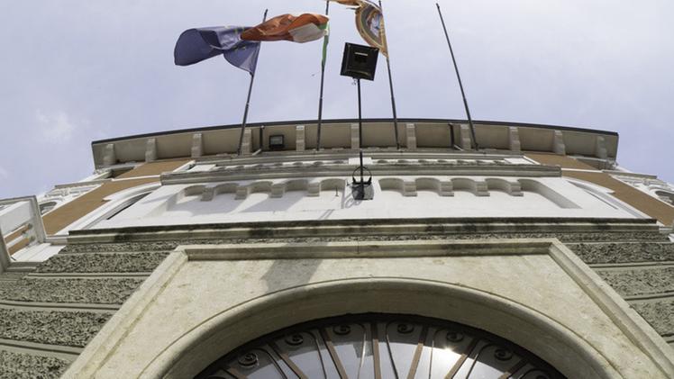 La facciata del Municipio di Lonigo in un’immagine di repertorioLa facciata del Municipio di Lonigo in un’immagine di repertorio