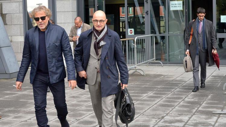 Renzo Rosso esce dal tribunale accompagnato dal suo legale, l’avv. Fabio Pinelli. COLORFOTO