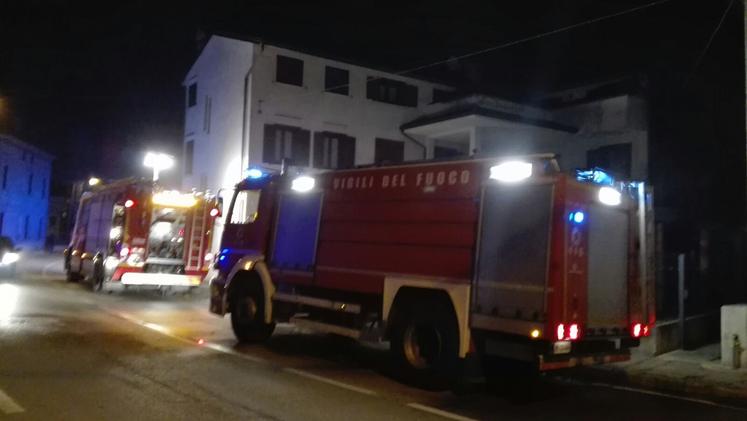 L'intervento dei vigili del fuoco a Bolzano Vicentino