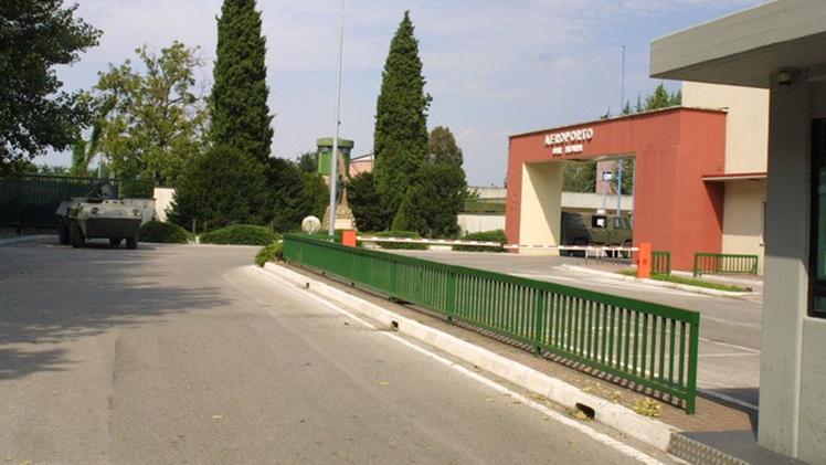 L'ingresso della base militare dell’Aeronautica al Dal Molin