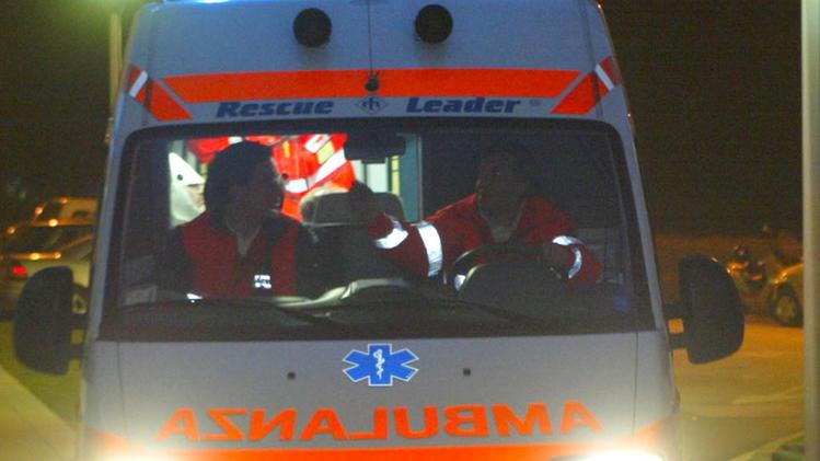 L’ambulanza del Suem è intervenuta ieri sera a Valdagno
