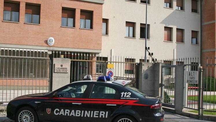 I carabinieri della Compagnia di Bassano hanno risolto il casoDavide Merlini ora è accusato di simulazione di reato, procurato allarme e calunnia: il racconto della sua aggressione sarebbe inventato