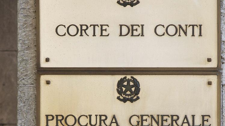 Ingresso del palazzo che ospita gli uffici della Corte dei conti a Roma