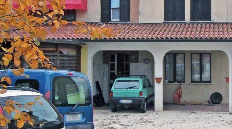 L’abitazione di Alfonso Carollo a Zugliano in via Astico FOTO STUDIO STELLA - DONOVAN CISCATO