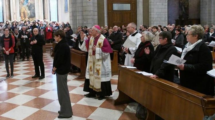 Il vescovo Beniamino Pizziol ha fornito gli orientamenti alle parrocchie vicentine. COLORFOTO ARTIGIANA