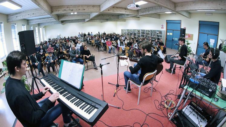 Musica in aula magna del Tron per Liborio. FOTO DONOVAN CISCATO