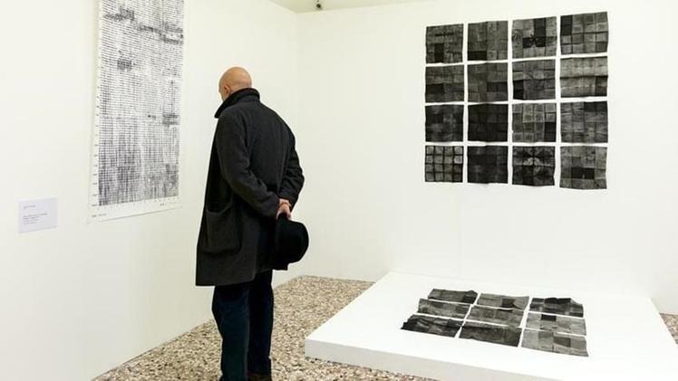 I locali della mostra "Papermade" a palazzo Fogazzaro. FOTO A.TESSARO