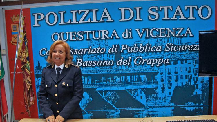 Il vicequestore Elena Peruffo, dirigente del Commissariato di polizia