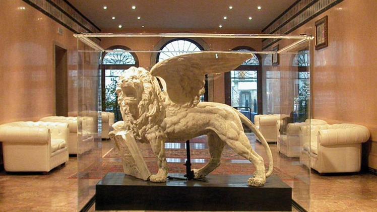 Per la scultura al rondò di San Zeno, realizzata una scansione in 3D del leone di palazzo Ferro Fini. L.N.