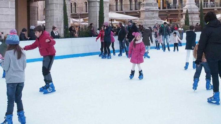 La pista di pattinaggio sul ghiaccio a Vicenza