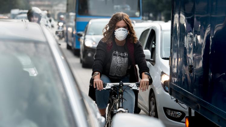 Asma e bronchiti peggiorano con lo smog (ARCHIVIO)