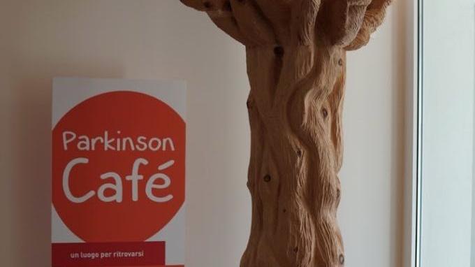 Una delle lezioni per l’attività motoria proposta dalla Fondazione.  L.N.Il punto di incontro “Parkinson Cafè” è aperto a pazienti e famiglie.  L.N.