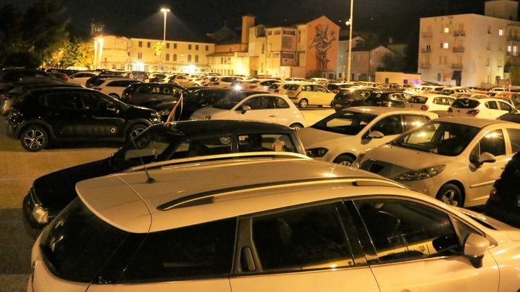 Denis Bordignon della SisLa zona di sosta in viale XI  febbraio CECCONIl parcheggio a pagamento “Le Piazze” di notte CECCON