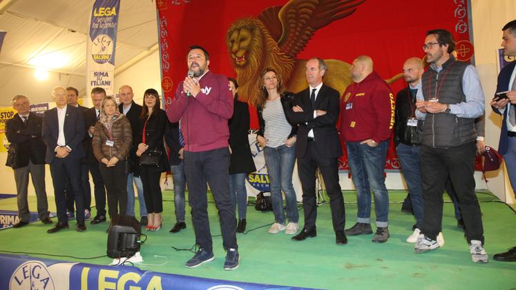Matteo Salvini ieri sera a Lonigo. COLORFOTO