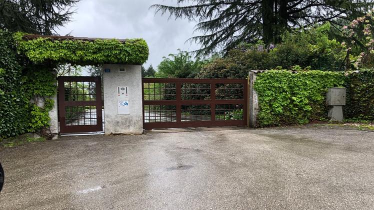 L’ingresso della villa dell’imprenditore Marcello Cestaro a Magrè