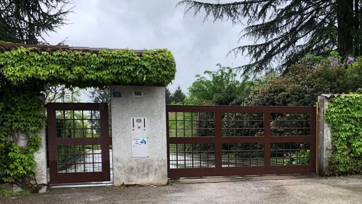 L’ingresso della villa dell’imprenditore Marcello Cestaro a Magrè