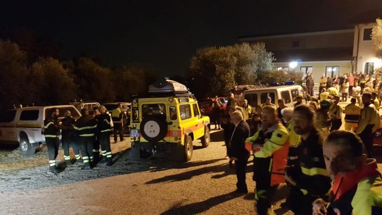 Le squadre dei soccorritori giunti a Zugliano per le ricerche