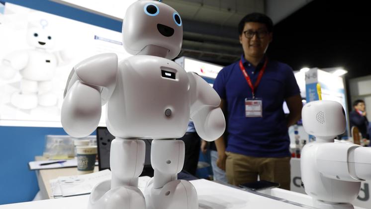Nuova generazione di robot che interagiscono con gli umani