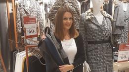 Claudia Pellegrini lavora da 20 anni nel negozio di abbigliamento.  S.M.