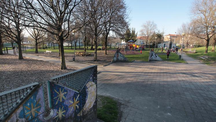 Il parco giochi di via Adenauer (Foto Archivio)