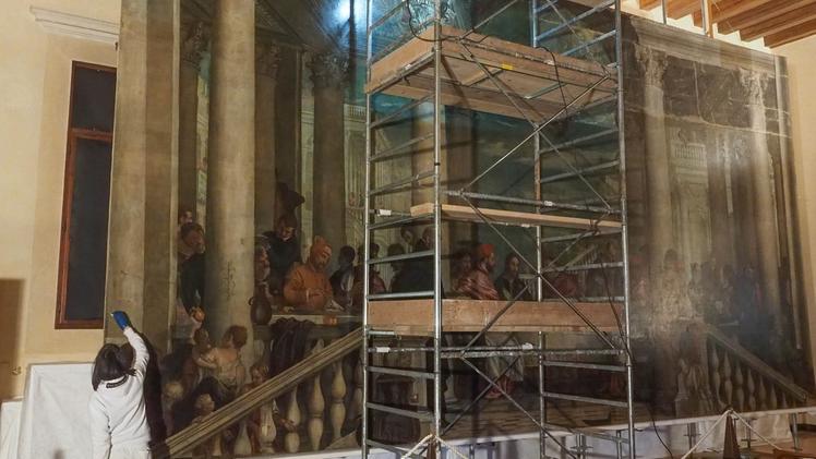 Le fasi del restauro della “Cena di San Gregorio Magno” nel refettorio di Monte Berico. COLORFOTO 