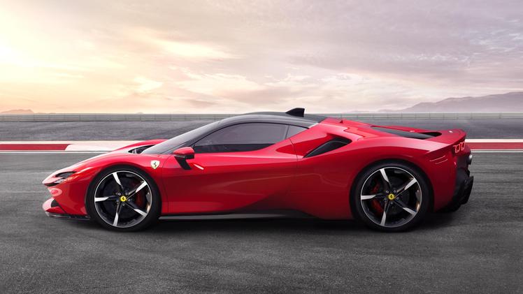 La futura Ferrari elettrica avrà caratteristiche da Gran turismo: una GT con un motore per ruota