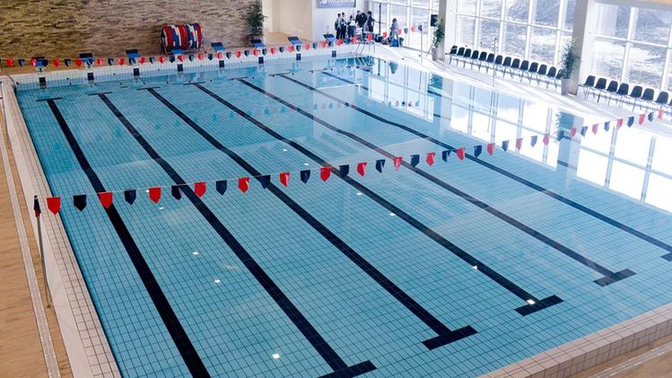 Anche l’acqua della piscina semi-olimpionica di Arzignano è stata analizzata dall’Ulss 8 Berica. ARCHIVIO